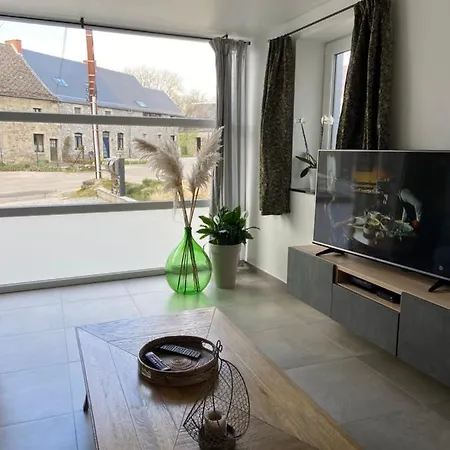 De La Chapelle Samart